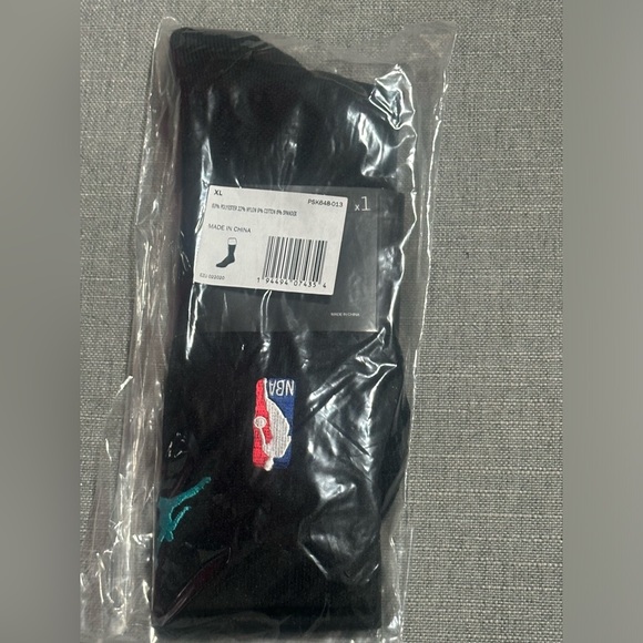NWT Nike Men`s Elite NBA Grip Power Basketball Mid-Calf Socks - PSK648-013 - Picture 1 of 2